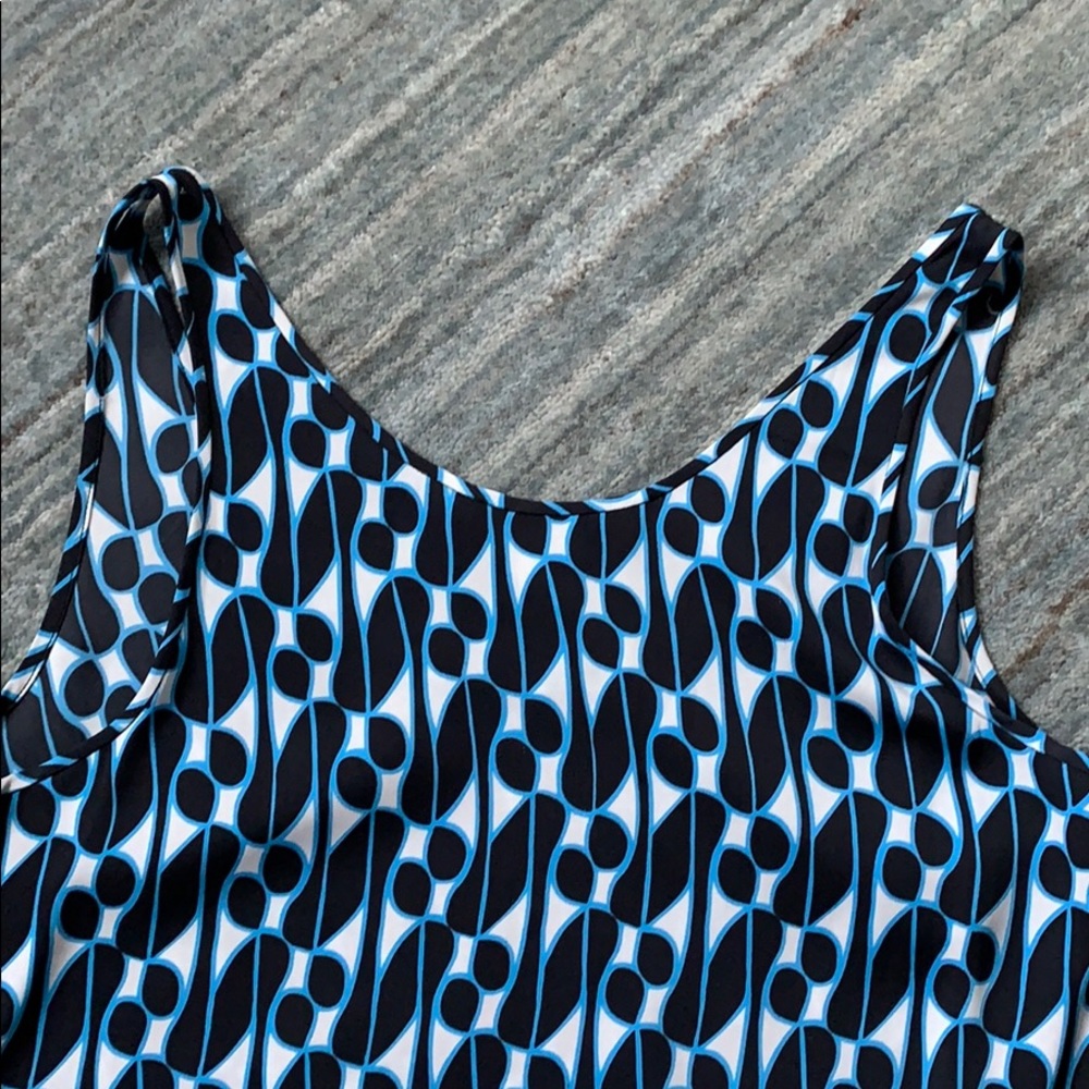 Stylish Blue Patterned Women's Top - Picture 10 of 12